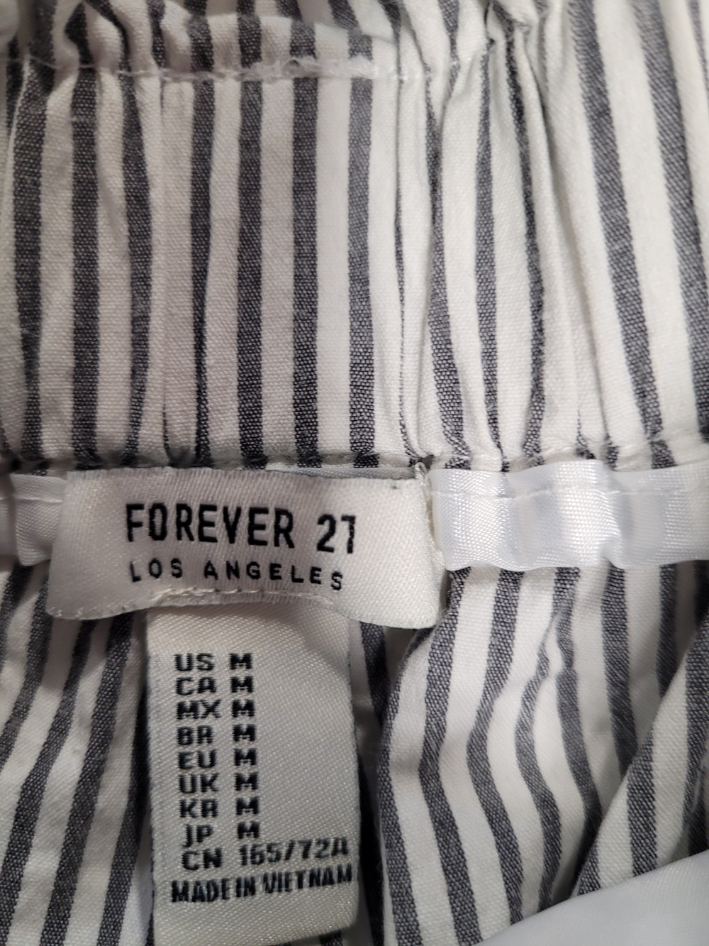 Forever 21 Vertical Stripe Paperbag Waist Shorts - Gray & White - Picture 2 of 3